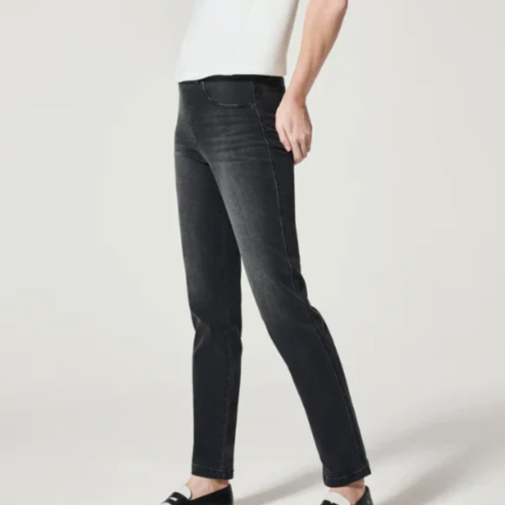 SPANX Dark Wash Denim Jeans - Picture 2 of 6